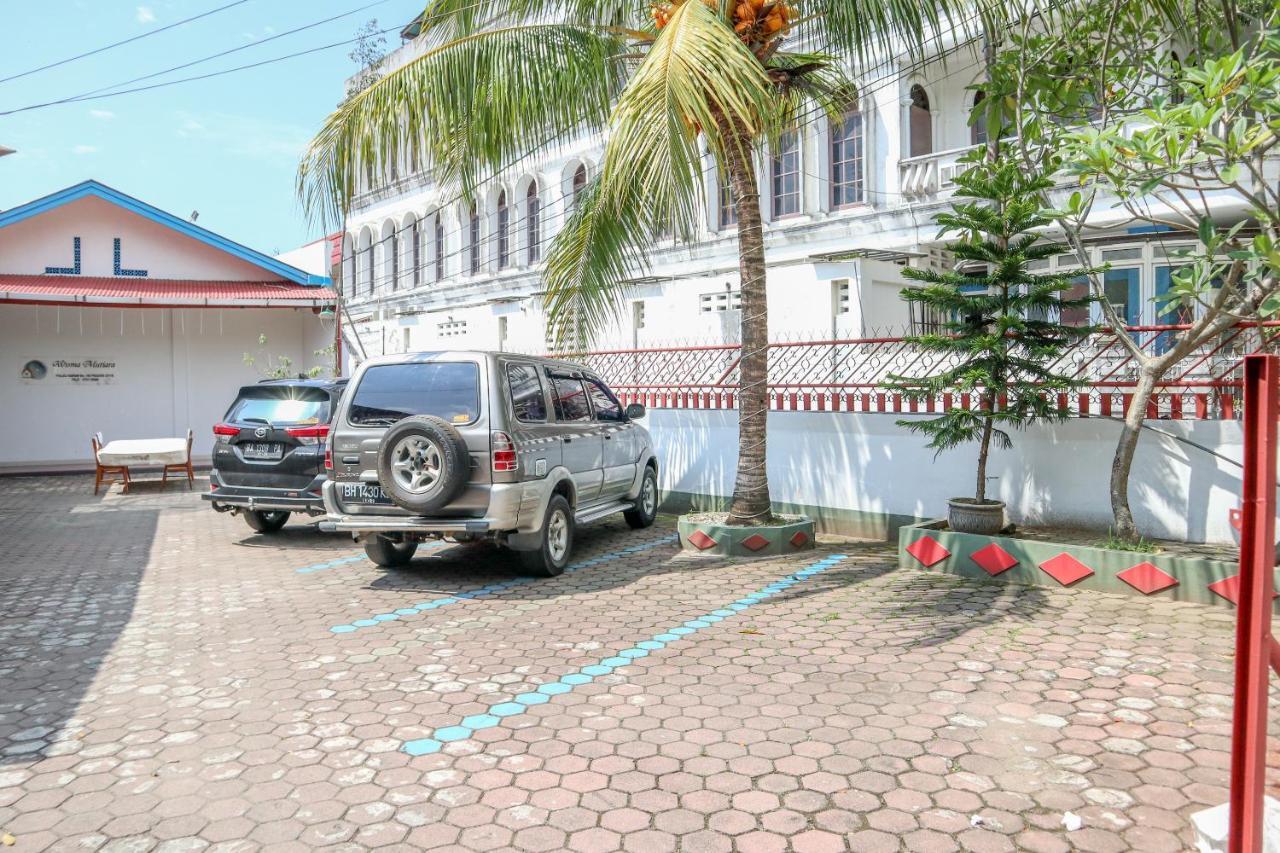 OYO 2052 Mutiara Residence Padang  Exterior foto